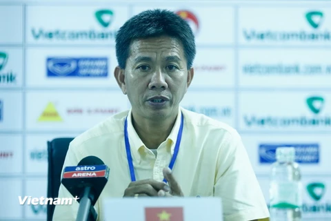 Huấn luyện viên Hoàng Anh Tuấn tiết lộ bí mật chiến thuật của U19 Việt Nam. (Ảnh: Minh Chiến/Vietnam+)