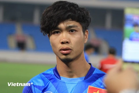 Công Phượng lo lắng cho vị trí của mình ở hàng công tuyển Việt Nam tại AFF Cup. (Ảnh: Đỗ Đen/Vietnam+)