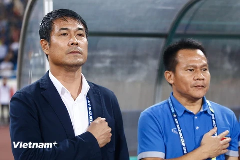 Huấn luyện viên Hữu Thắng chính thức ở lại dẫn dắt tuyển Việt Nam. (Ảnh: Minh Chiến/Vietnam+)