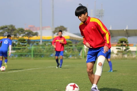 Phan Thanh Hậu có thể trở lại đội hình U20 Việt Nam sau chấn thương của Văn Tới. (Ảnh: VFF)