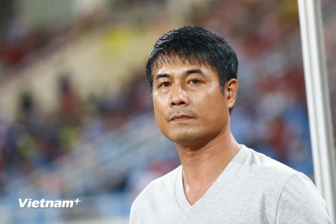 Huấn luyện viên Hữu Thắng có nhiều sai lầm trong thời gian dẫn dắt U22 Việt Nam tại SEA Games. (Ảnh: Minh Chiến/Vietnam+)