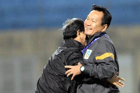Trao đổi với VietnamPlus, HLV Hoàng Văn Phúc khẳng định chức vô địch V-League 2017 của Quảng Nam đến từ nỗ lực của chính họ chứ không phải cầu cạnh bất kỳ ai khác.