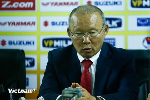 Huấn luyện viên Parkk Hang-seo đề cao sức mạnh của nền bóng đá quê hương. (Ảnh: Vietnam+)