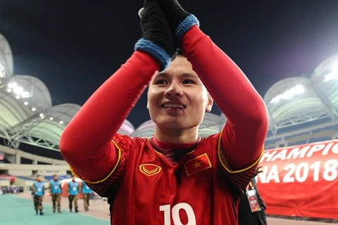 Quang Hải đang làm rất tốt sau các tình huống bóng hai để mang về chiến thắng cho U23 Việt Nam.(Ảnh: AFC)