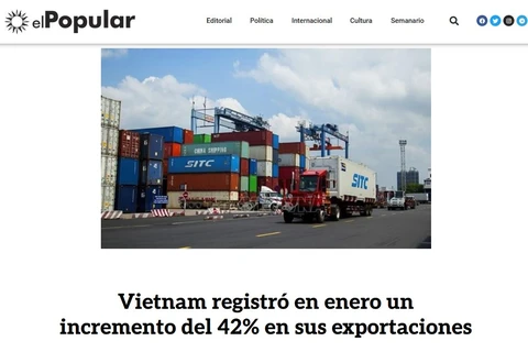 Báo El Popular của Uruguay viết về xuất khẩu Việt Nam. (Ảnh: Diệu Hương/TTXVN)