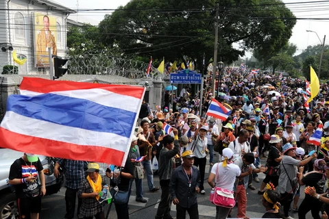 Thủ lĩnh biểu tình Thái sẽ ra trình diện nếu lật đổ được bà Yingluck