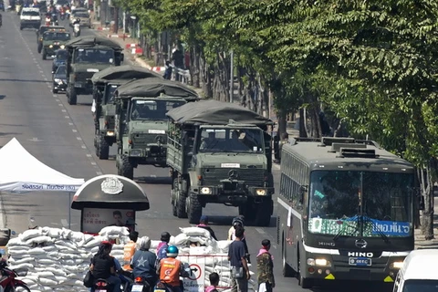 Chính phủ Thái yêu cầu cảnh sát bắt các thủ lĩnh biểu tình