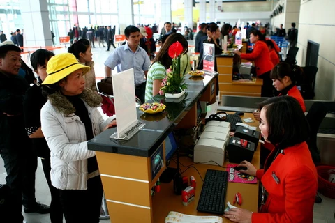 Hà Nội: Hơn 3,1 vạn khách xuất, nhập cảnh trong dịp Tết
