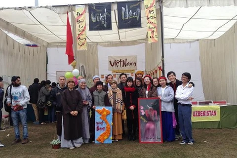 Sinh viên Việt Nam dự Lễ hội văn hóa quốc tế tại Ấn Độ
