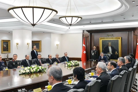 Phiên họp nội các tại phủ Tổng thống Thổ Nhĩ Kỳ tại thủ đô Ankara ngày 26/12/2013. (Nguồn: AFP/TTXVN)
