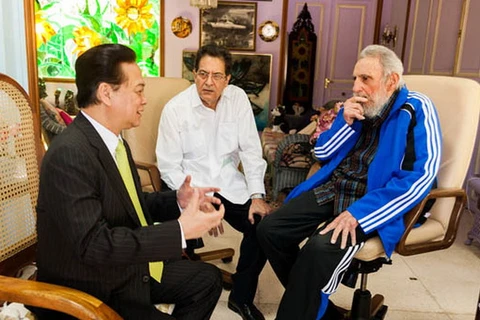Lãnh tụ Cuba Fidel Castro tiếp Thủ tướng Nguyễn Tấn Dũng