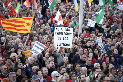 Biểu tình tại Tây Ban Nha phản đối "thắt lưng buộc bụng"