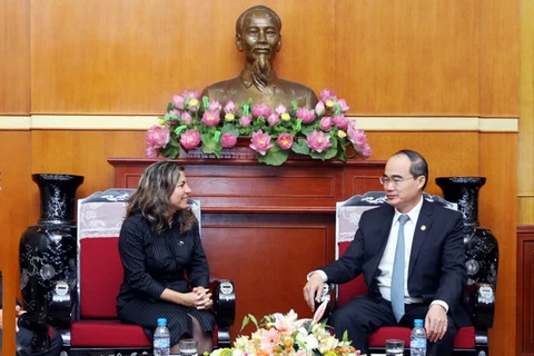 Quan hệ Việt Nam-Cuba tiếp tục tăng cường và phát triển