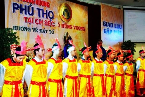 Tưng bừng Ngày Văn hóa Việt Nam tại thủ đô Cộng hòa Séc