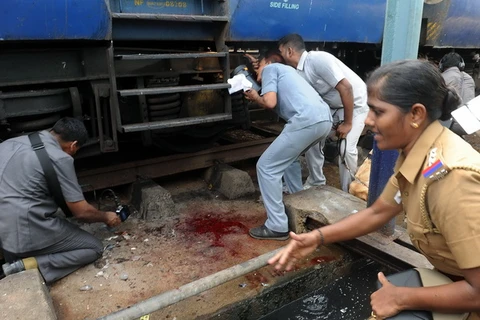Ấn Độ: Đánh bom tàu hỏa làm ít nhất 10 người thương vong