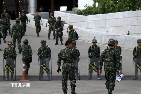 Thái Lan: Đài truyền hình, phát thanh ngừng phát sóng chương trình