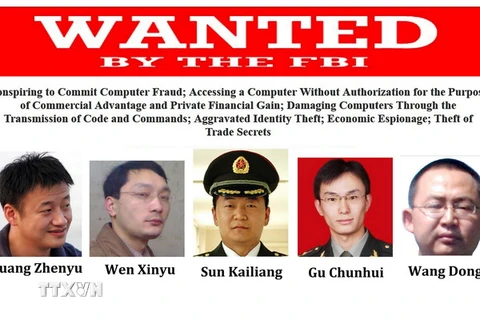 Ảnh do Cục điều tra Liên bang Mỹ (FBI) cung cấp về 5 chuyên gia tin học Trung Quốc bị buộc tội hoạt động gián điệp mạng. (Nguồn: AFP/TTXVN)