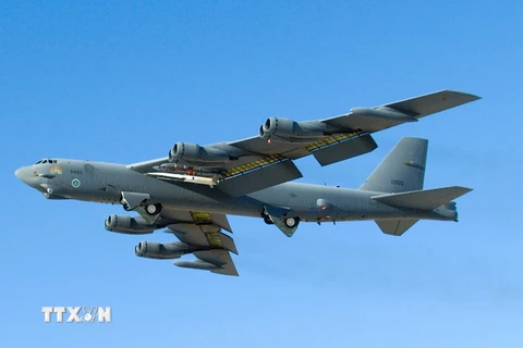 Mỹ điều máy bay ném bom hạng nặng B-52 đến châu Âu