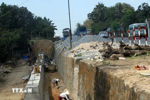 Khánh thành dự án cải tạo, nâng cấp quốc lộ 37B qua Nam Định