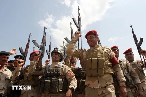 Iraq chính thức đề nghị quân đội Mỹ không kích phiến quân ISIL