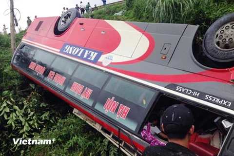 Quảng Ninh: Tai nạn giao thông nghiêm trọng, 5 người thương vong
