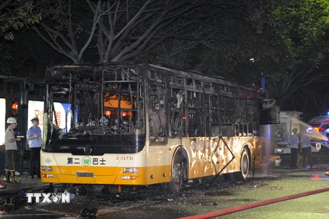 Trung Quốc: Nổ xe buýt ở Quảng Châu, hơn 25 người thương vong