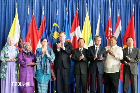 Củng cố và tăng cường hơn nữa mối quan hệ ASEAN-Canada