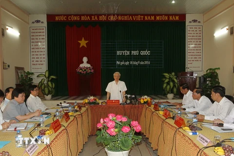 Tổng Bí thư Nguyễn Phú Trọng làm việc tại huyện đảo Phú Quốc