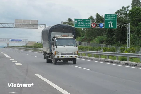 Sẵn sàng thông xe toàn tuyến cao tốc Nội Bài-Lào Cai