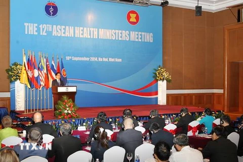 Thủ tướng Nguyễn Tấn Dũng dự Hội nghị Bộ trưởng Y tế ASEAN