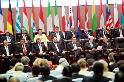 Thủ tướng công du châu Âu và dự Hội nghị ASEM 10 ở Italy