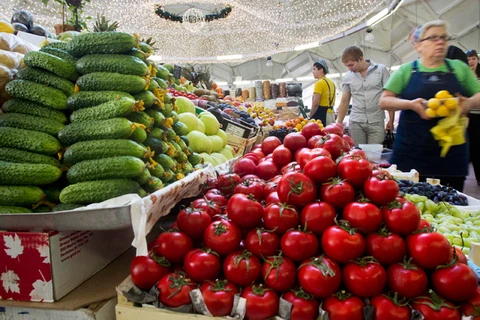 Nga cấm nhập khẩu toàn bộ hàng rau quả từ Ukraine