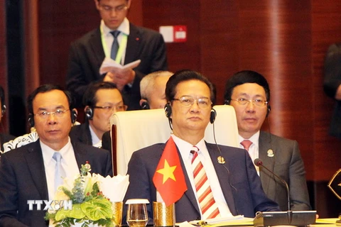 Thủ tướng nêu bật vấn đề Biển Đông tại Hội nghị Cấp cao ASEAN