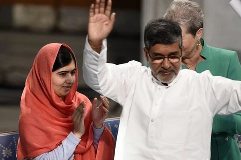 Thiếu nữ Pakistan 17 tuổi nhận giải Nobel Hòa bình 2014 tại Oslo