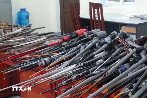 Quảng Trị: Tiêu hủy 25 khẩu súng tự chế và 500 quả pháo các loại