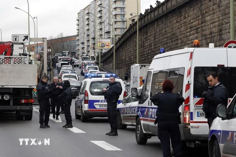 Nhân viên người Hồi giáo cứu con tin trong vụ tấn công ở Paris