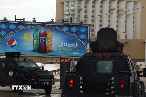 Libya: Các tay súng kích nổ tự sát trong khách sạn ở Tripoli