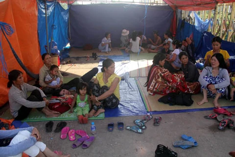 Quảng Nam: Dân dựng lều đòi nợ trước cửa Nhà máy cồn Đại Tân