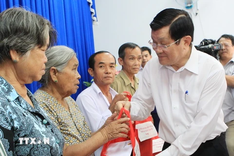 Chủ tịch nước Trương Tấn Sang thăm và làm việc tại An Giang