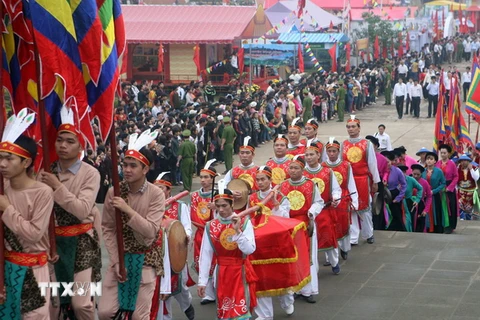Thủ tướng Chính phủ yêu cầu tăng cường quản lý và tổ chức lễ hội