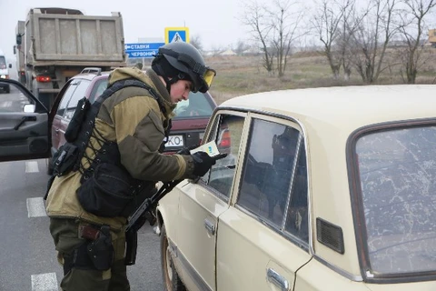 Ukraine siết chặt nhập cảnh với công dân Nga từ sau thời Liên Xô cũ