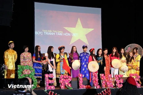 Hội sinh viên Việt Nam tại Berlin tổ chức mừng Xuân Ất Mùi