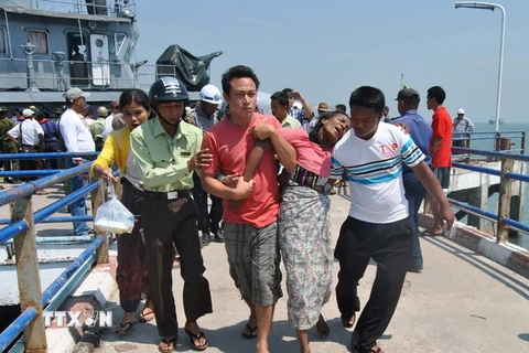 Việt Nam chia buồn đến gia đình nạn nhân vụ chìm phà ở Myanmar
