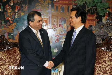 Thủ tướng Nguyễn Tấn Dũng tiếp Chủ tịch Liên minh Nghị viện Thế giới