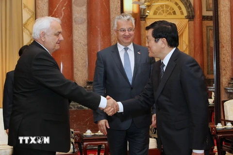 Việt Nam sẽ nỗ lực kết nối Hungary với các nước Đông Nam Á