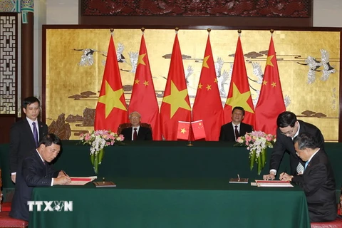 Củng cố tin cậy, thúc đẩy hợp tác cùng có lợi giữa Việt Nam-Trung Quốc