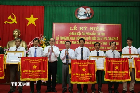 Míttinh kỷ niệm 40 năm ngày giải phóng tỉnh Trà Vinh, Bình Phước