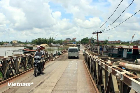 Nam Định: Cấm cầu phao Ninh Cường Quốc lộ 37B để sửa chữa