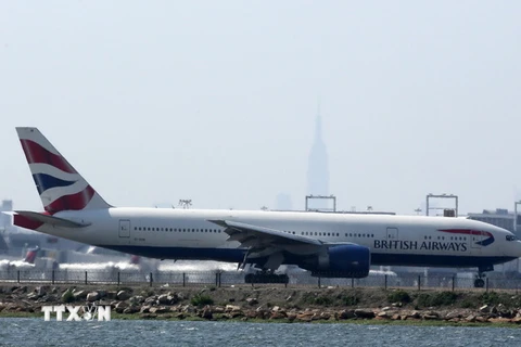 Máy bay của hãng hàng không British Airways tại sân bay John F. Kennedy ở thành phố New York, Mỹ ngày 25/5. (Nguồn: AFP/TTXVN)