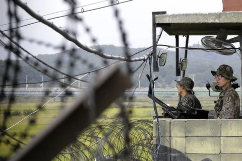 Hàn Quốc sẽ dùng robot chiến đấu bảo vệ biên giới liên Triều